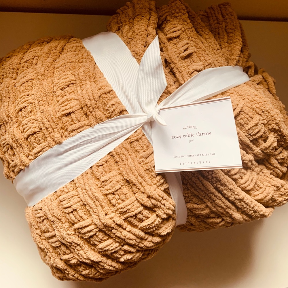 HP NWT Pottery Barn Blanket Grand Chenille Throw